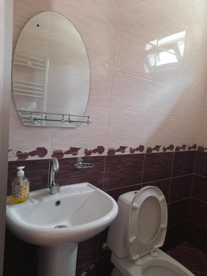 Kera Guest House Kazbegi Exterior foto